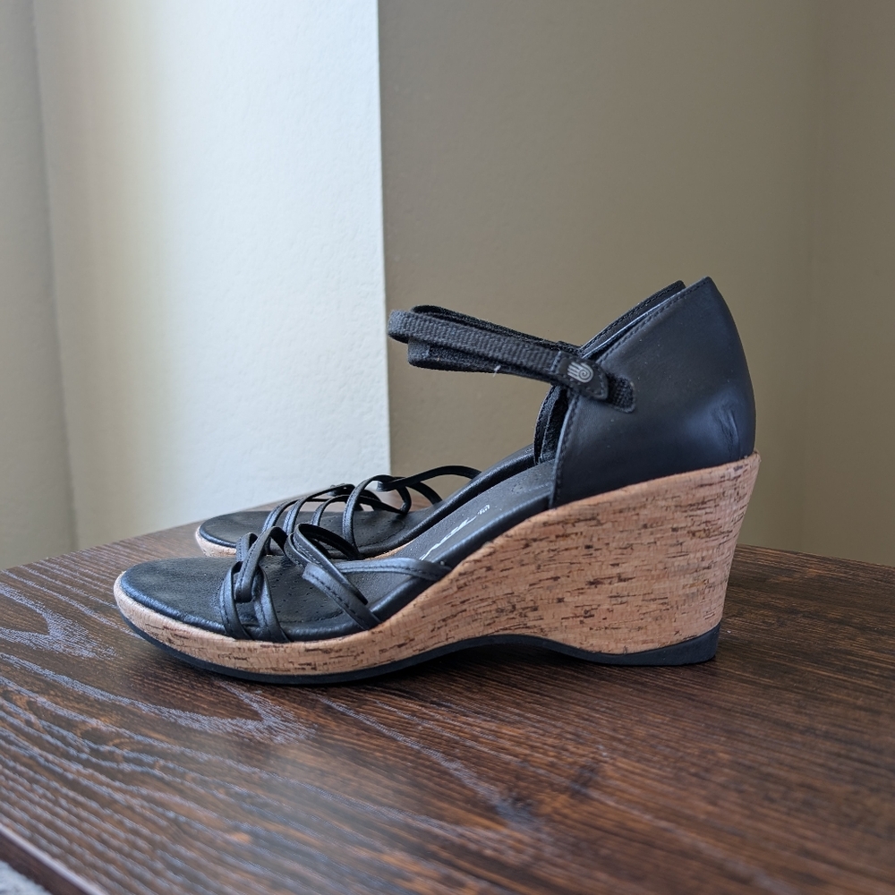 Teva Riveria Black Leather Strappy Cork Wedge Sandals